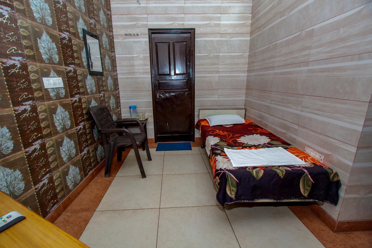 National Guest House جالاندار المظهر الخارجي الصورة